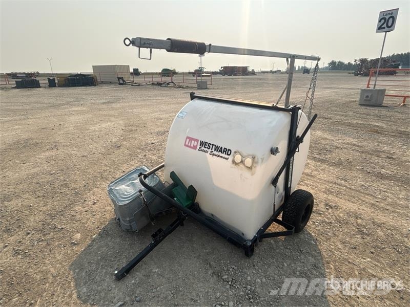 Westward 41 in Lawn Sweeper ماكينات زراعية - غير ذلك
