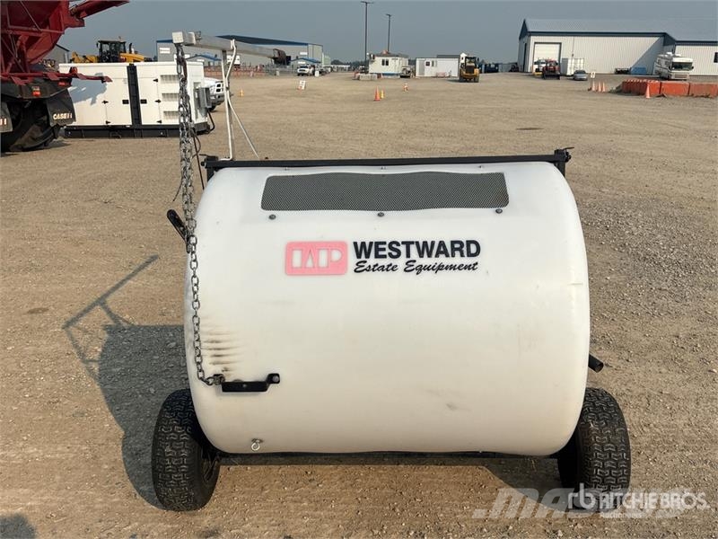Westward 41 in Lawn Sweeper ماكينات زراعية - غير ذلك