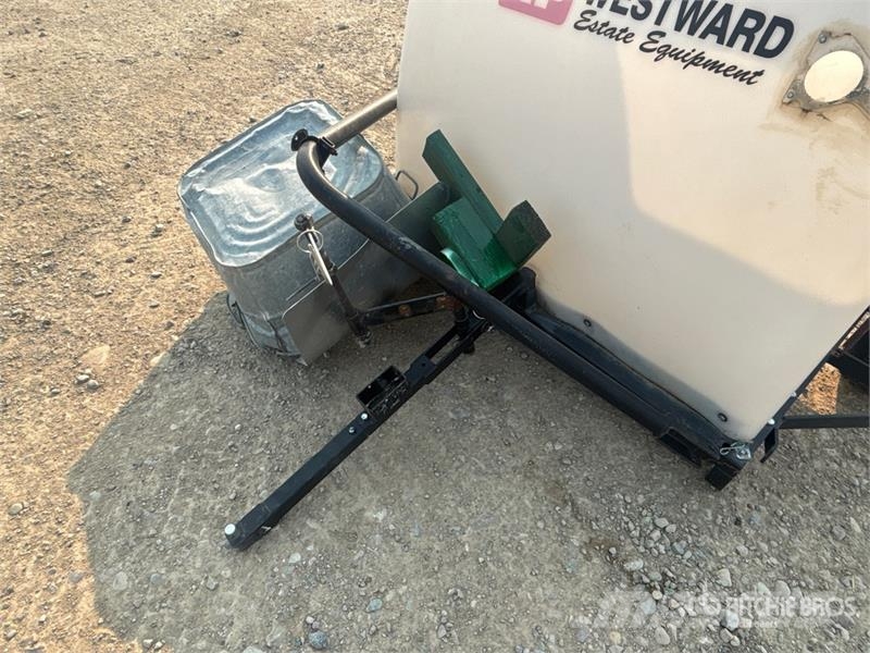 Westward 41 in Lawn Sweeper ماكينات زراعية - غير ذلك