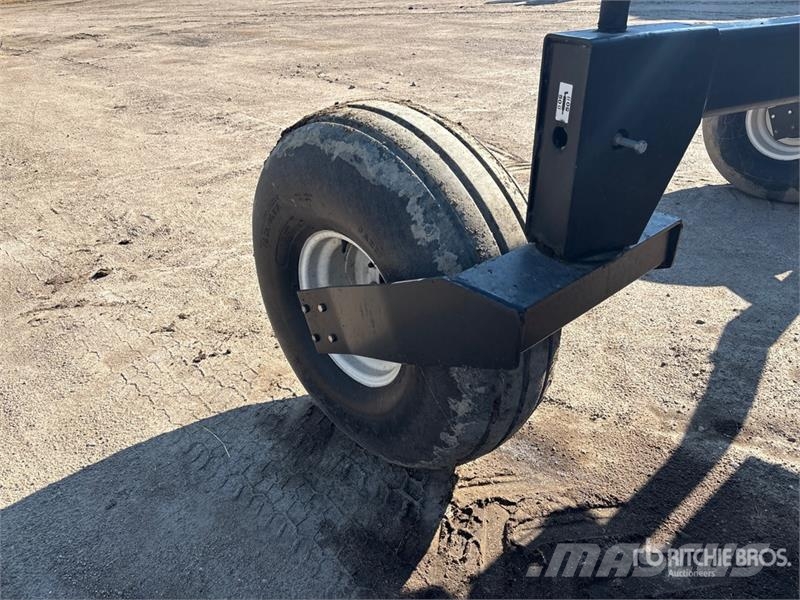 Westward 9250 30 ft Swather Windrower Segadoras hileradoras