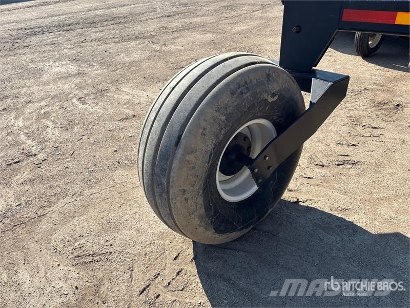 Westward 9250 30 ft Swather Windrower Segadoras hileradoras