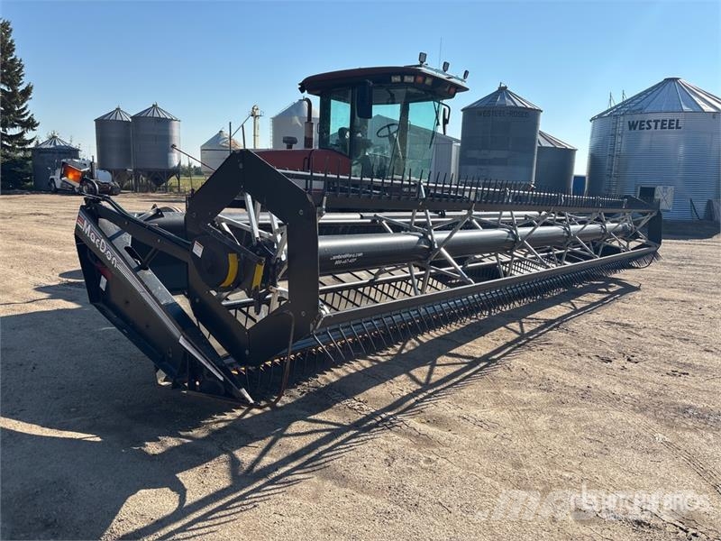 Westward 9250 30 ft Swather Windrower Segadoras hileradoras