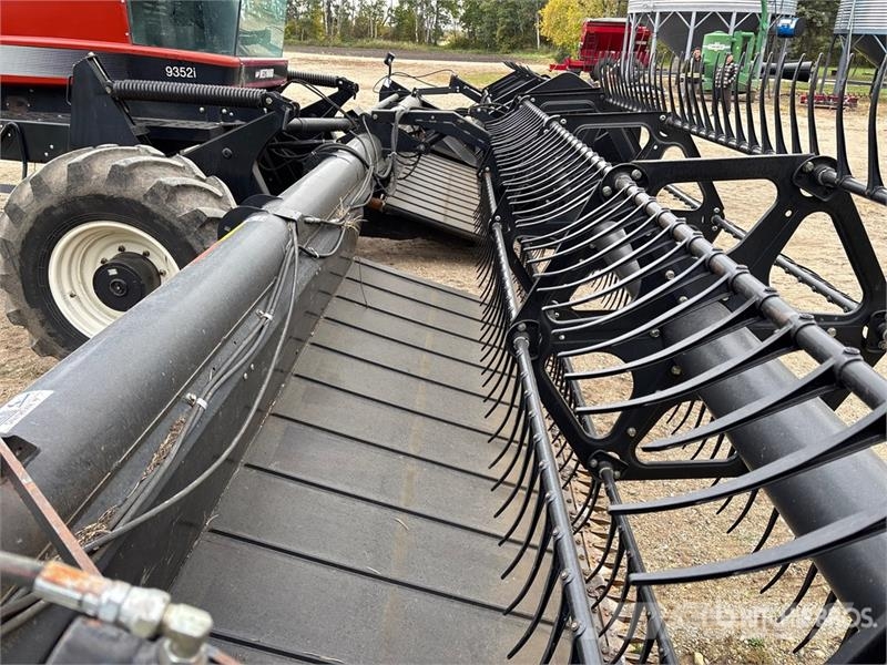 Westward 9352I 30 ft Swather Windrower محشات