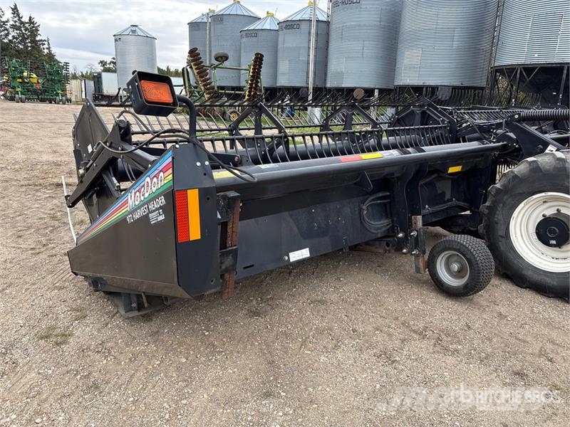 Westward 9352I 30 ft Swather Windrower محشات
