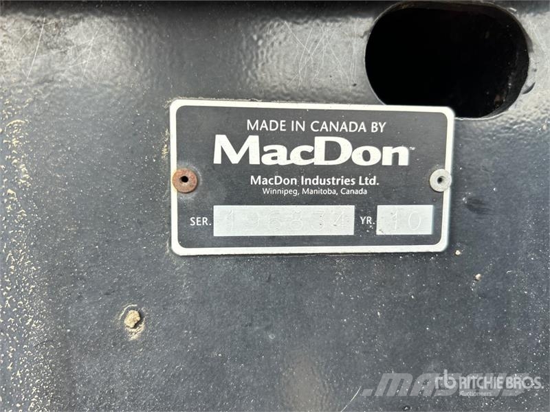 Westward M100 35 ft Swather Windrower Segadoras hileradoras