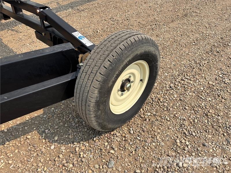 Wheatheart 13 in x 84 ft Swing Grain Auger Transportbånd