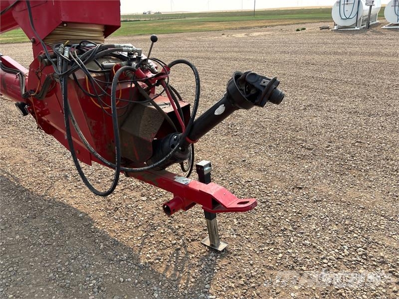 Wheatheart 13 in x 84 ft Swing Grain Auger Transportbånd