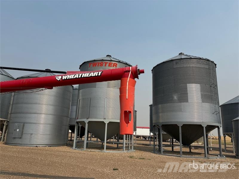 Wheatheart 13 in x 84 ft Swing Grain Auger Transportbånd
