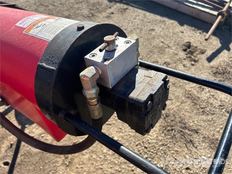 Wheatheart 9 in x 7 ft Hydraulic Transfer Grain Auger Транспортне обладнання