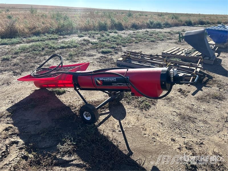 Wheatheart 9 in x 7 ft Hydraulic Transfer Grain Auger Транспортне обладнання
