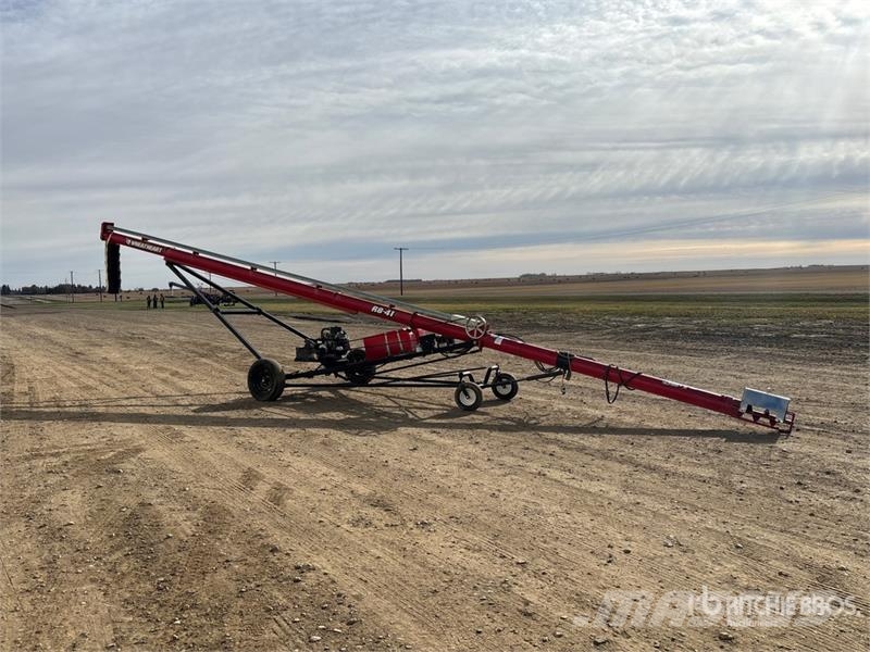 Wheatheart R8-41 8 in x 41 ft Grain Auger Szállító berendezések