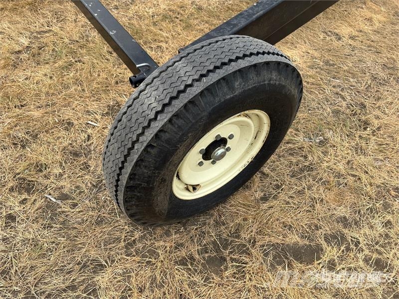 Wheatheart SA1371 13 in x 71 ft Swing Grain Auger Material de transporte