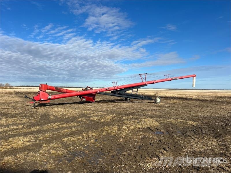 Wheatheart SA1371 13 in x 71 ft Swing Grain Auger Szállító berendezések