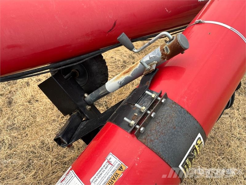 Wheatheart SA1371 13 in x 71 ft Swing Grain Auger Material de transporte