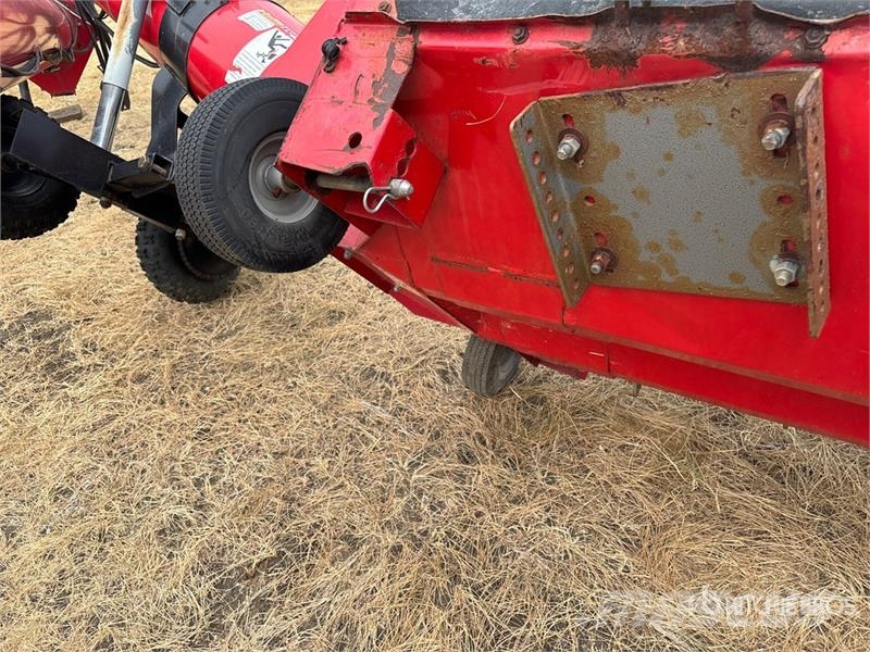 Wheatheart SA1371 13 in x 71 ft Swing Grain Auger Material de transporte