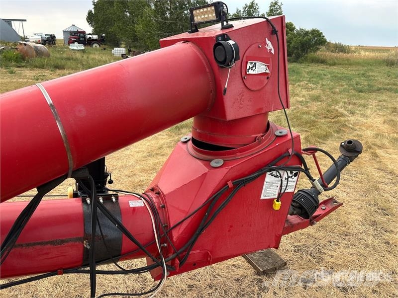 Wheatheart SA1371 13 in x 71 ft Swing Grain Auger Material de transporte