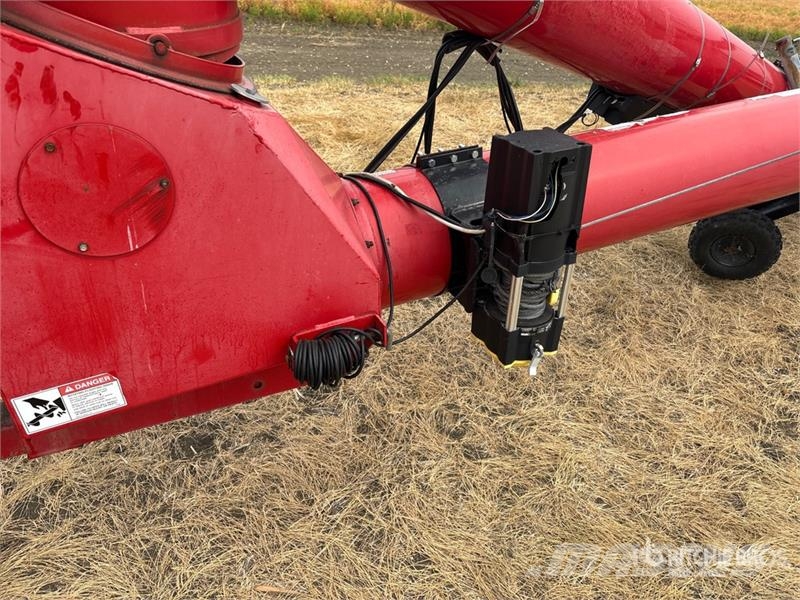 Wheatheart SA1371 13 in x 71 ft Swing Grain Auger Material de transporte