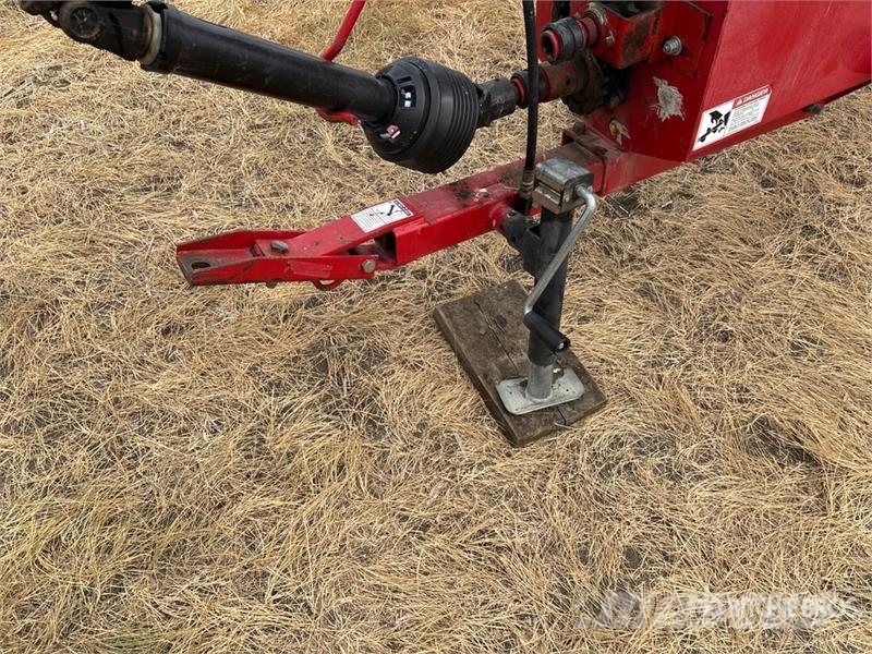 Wheatheart SA1371 13 in x 71 ft Swing Grain Auger Material de transporte
