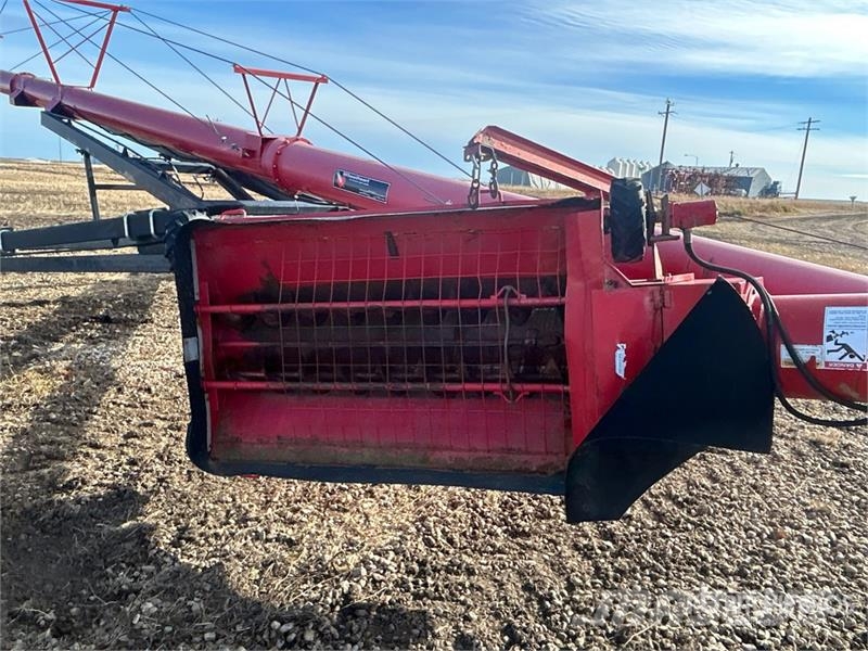 Wheatheart SA1371 13 in x 71 ft Swing Grain Auger Szállító berendezések