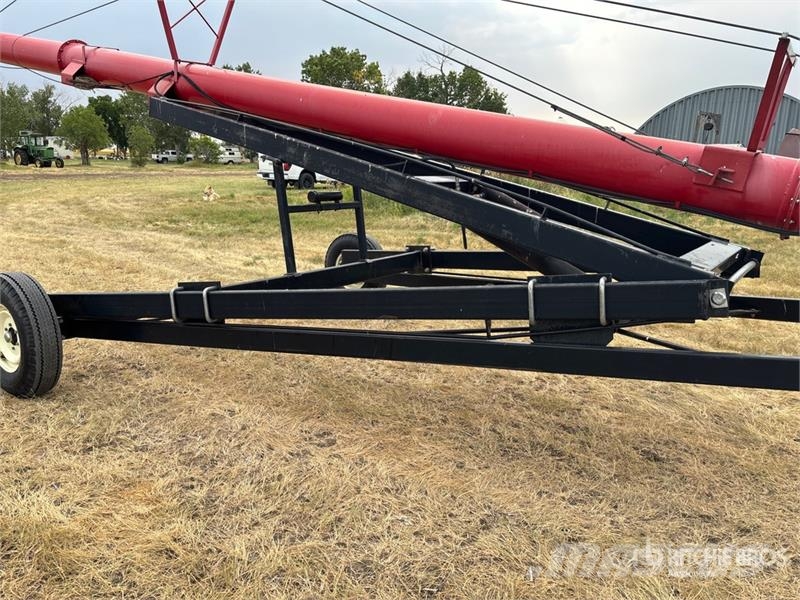 Wheatheart SA1371 13 in x 71 ft Swing Grain Auger Material de transporte