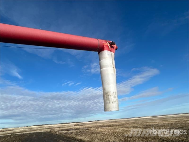 Wheatheart SA1371 13 in x 71 ft Swing Grain Auger Szállító berendezések