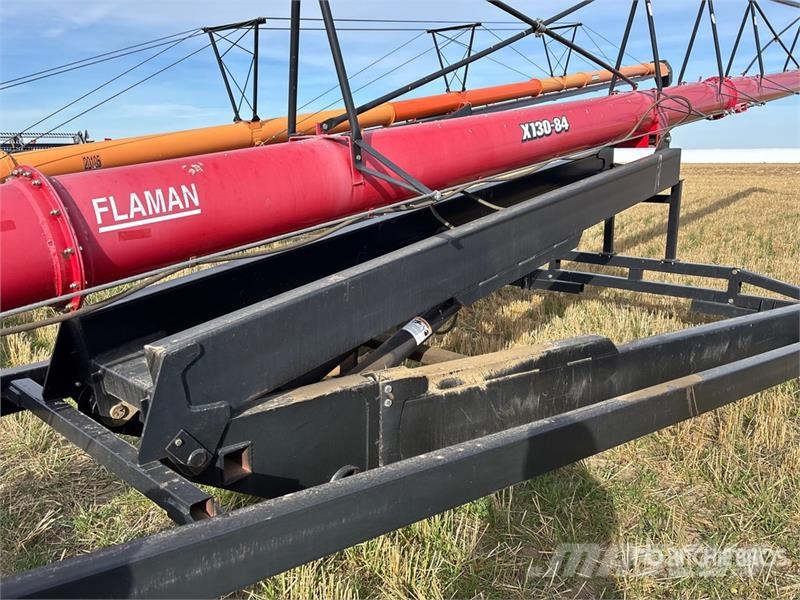 Wheatheart X130-84 13 in x 84 ft Swing Grain Auger Szállító berendezések