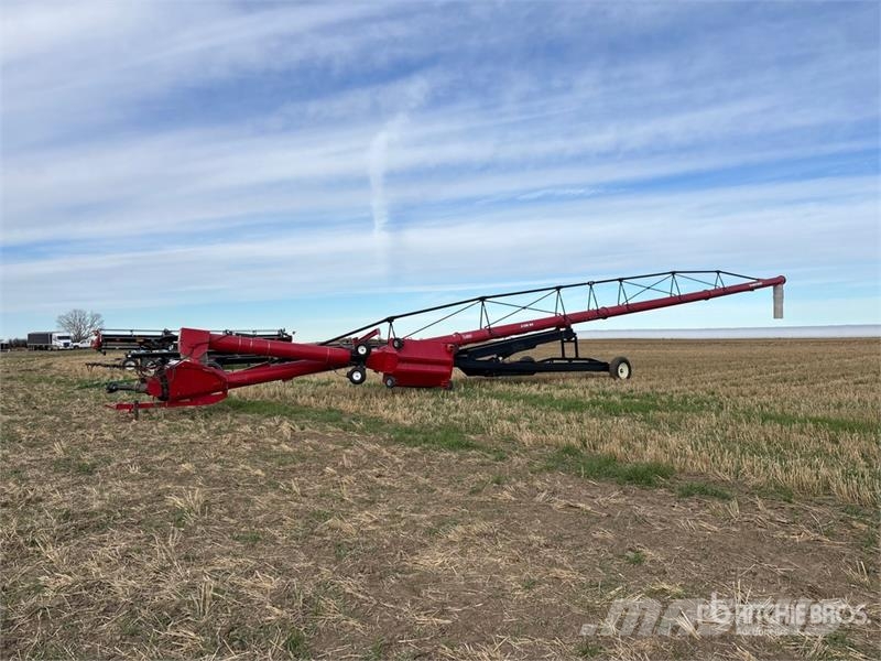 Wheatheart X130-84 13 in x 84 ft Swing Grain Auger Szállító berendezések