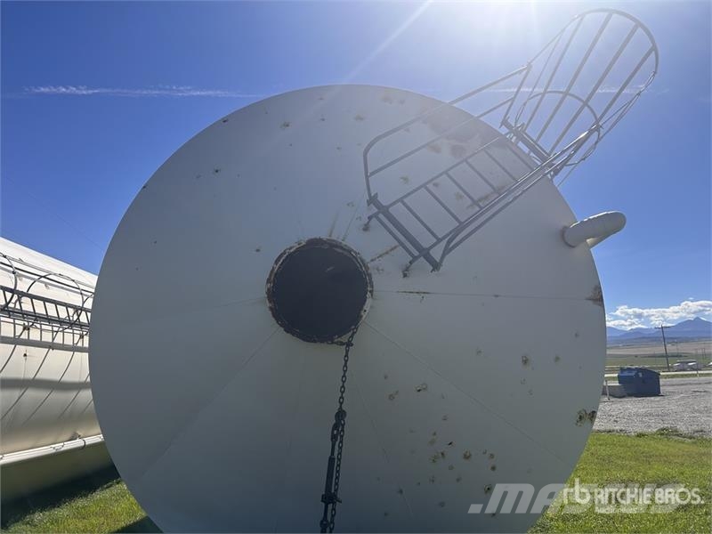 Wheatland 1630EMWIPC Bottom Hopper Fertilizer Bin Muut lannoituskoneet ja lisävarusteet