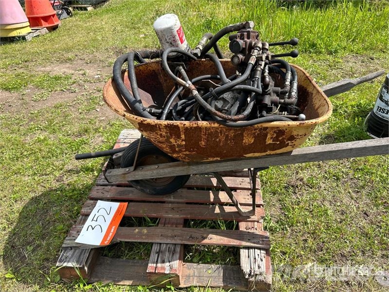 Wheel Borrow & Hydraulic Parts 유압식 기계