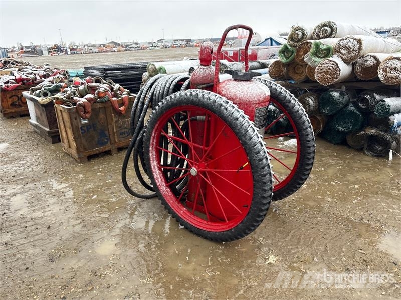 Wheeled Dry Chemical Fire Extinguisher مكونات أخرى