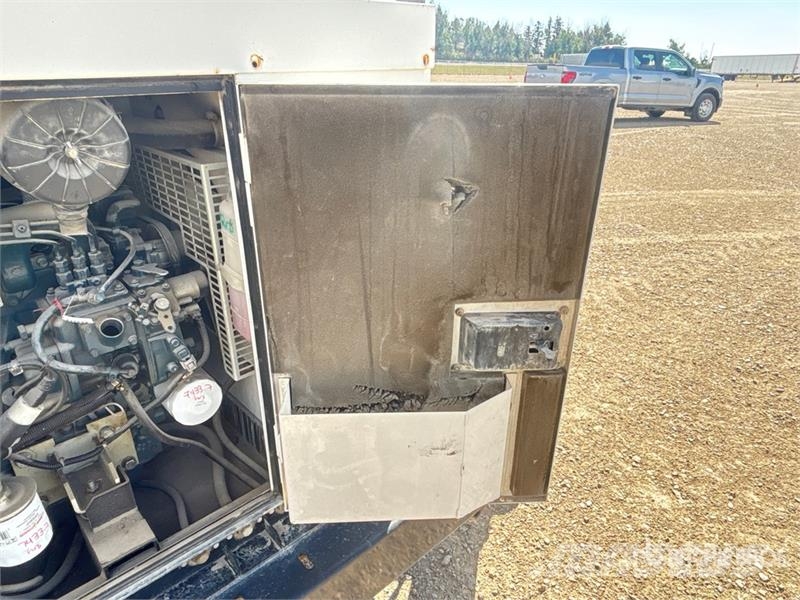 Whisperwatt DCA- 15SPXU4F 15 kW Mobile Generator Set (Inoperab Generadores diesel