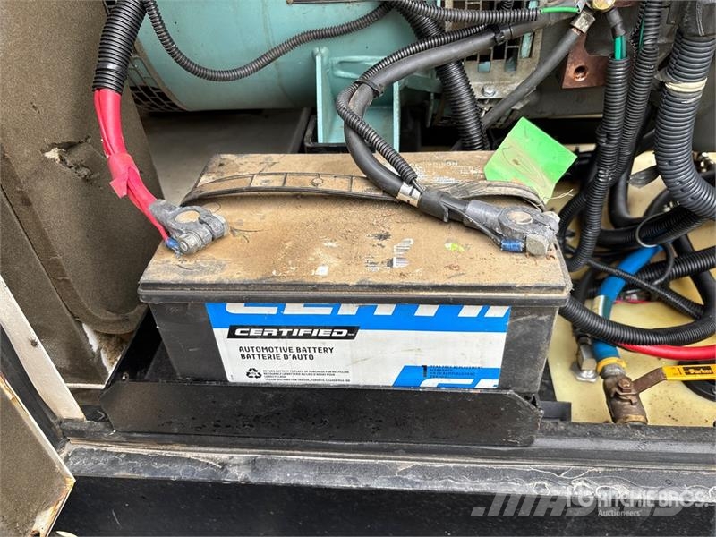 Whisperwatt DCA-455SIU4F 36 kW Mobile Generator Set Diiselgeneraatorid