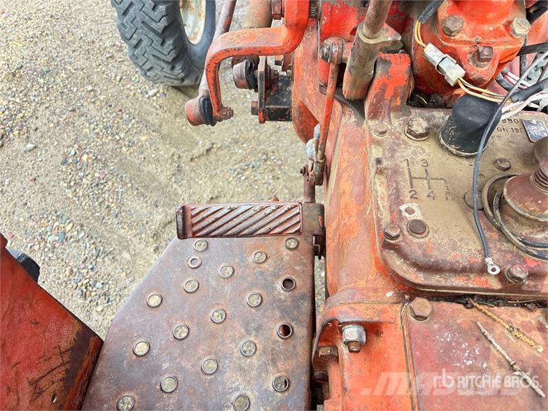 White 1370 2WD Utility Tractor Kleintraktoren