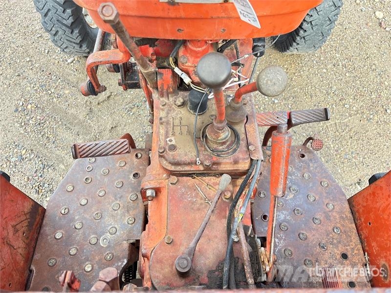 White 1370 2WD Utility Tractor Kleintraktoren