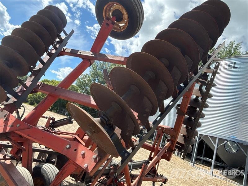 White 271 21 ft Tandem Disc Disc harrows