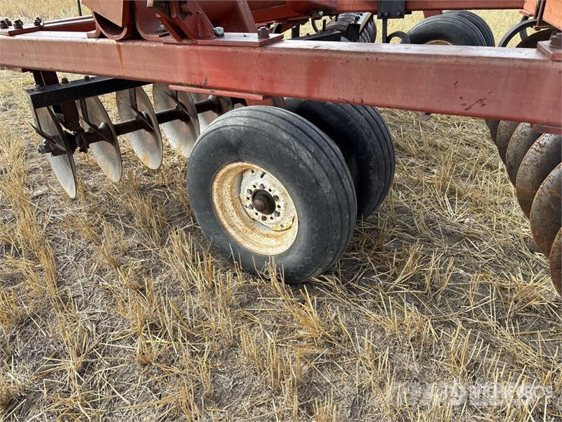 White 30 ft Tandem Disc Tanjirače