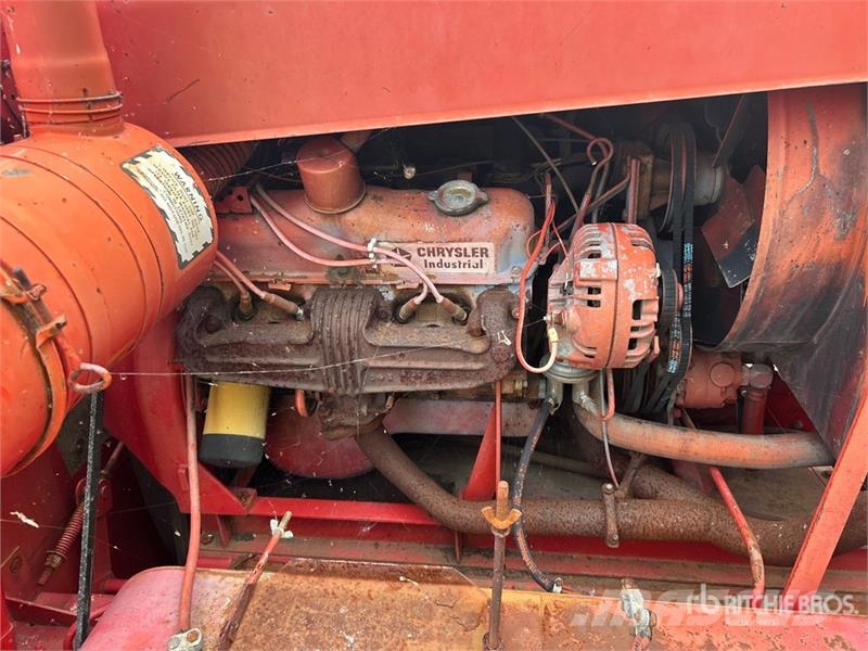 White 5542 Combine Harvester (Inoperable) Θεριζοαλωνιστικές μηχανές