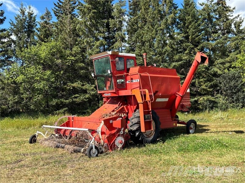 White 5542 Combine Harvester (Inoperable) Θεριζοαλωνιστικές μηχανές