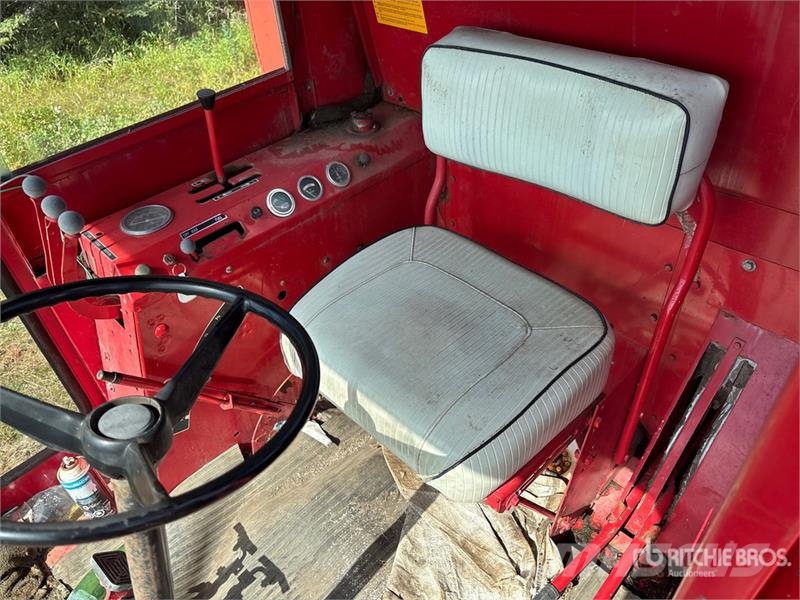White 5542 Combine Harvester (Inoperable) Θεριζοαλωνιστικές μηχανές