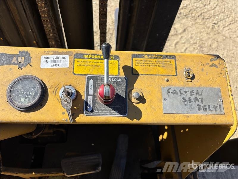 White Cushion Tire Forklift Інше