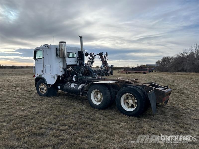 White Freightliner 6x4 Winch Truck Šleperi za vozila