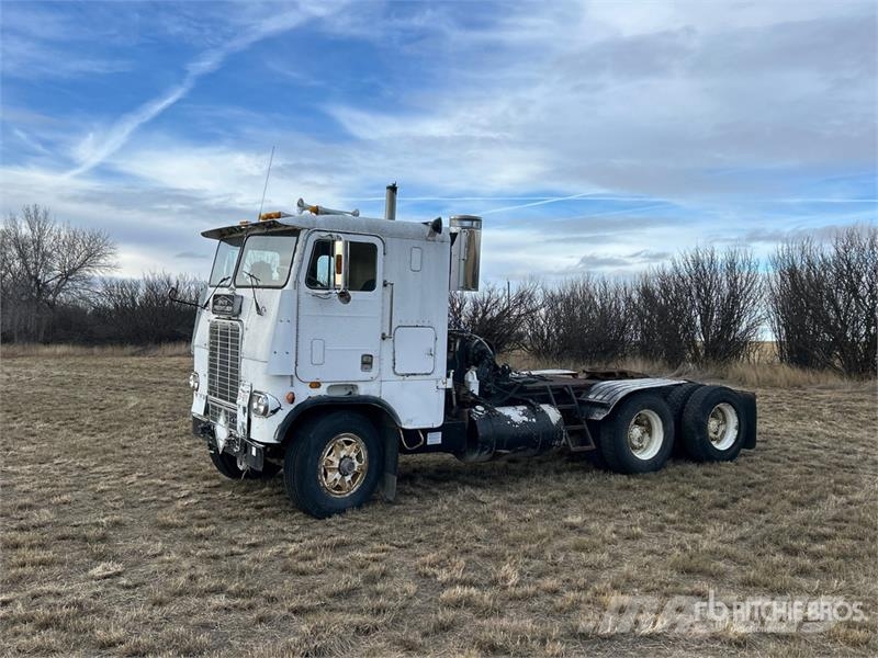 White Freightliner 6x4 Winch Truck Šleperi za vozila