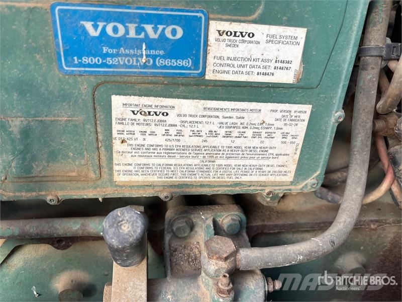 White/GMC T/A Sleeper Truck Tractor Sattelzugmaschinen