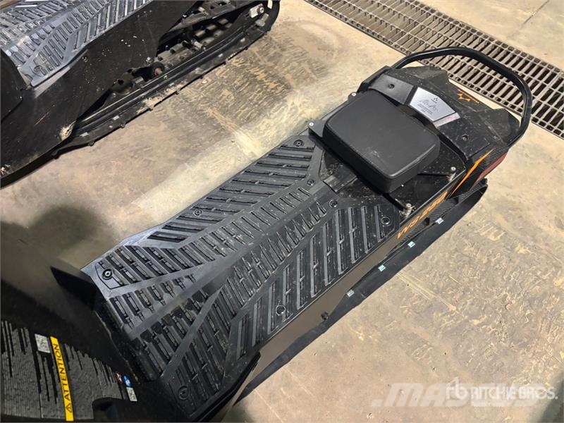 Widescape WS250 EFI Stand Up Snowmobile Snøscootere