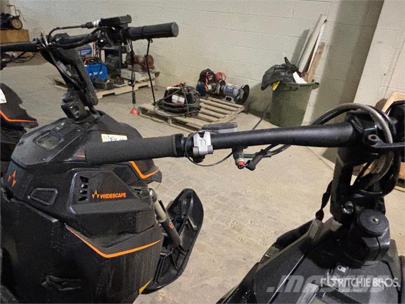 Widescape WS250 EFI Stand Up Snowmobile Снегоходы
