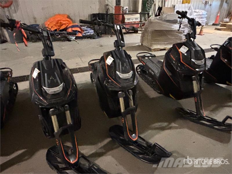 Widescape WS250 EFI Stand Up Snowmobile Snøscootere