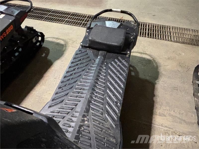 Widescape WS250 EFI Stand Up Snowmobile Снегоходы