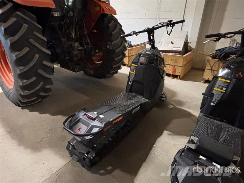 Widescape WS250 EFI Stand Up Snowmobile Snøscootere