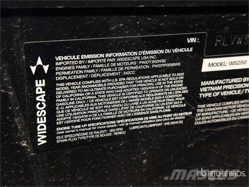  Widescape WS250 EFI Stand Up Snowmobile Moottorikelkat