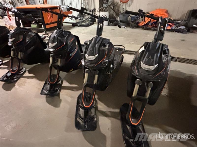 Widescape WS250 EFI Stand Up Snowmobile Snøscootere